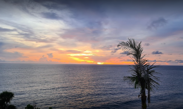Wisata Pantai Selatan: Heha Ocean View yang Memukau, Tapi ...